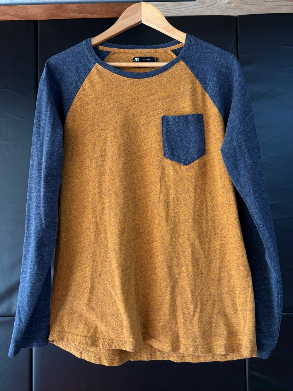 Le 31 (Simons) | Long-Sleeved Baseball Pocket Tee - Men's L, Mustard/Blue